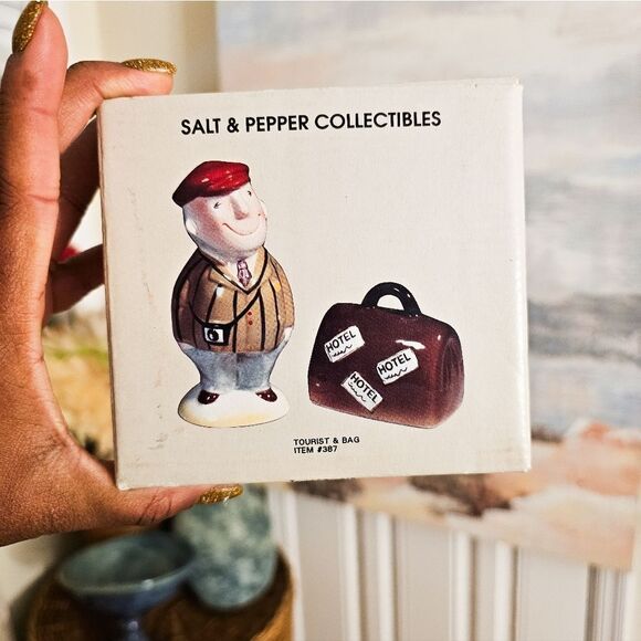 New RARE 1992 Five & Dime Tourist Man With Suitcase Salt & Pepper Shaker. - Picture 7 of 15